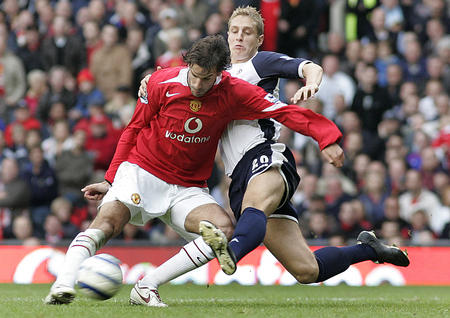 挥了至关重 挥了至关重