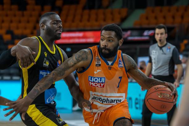 比如在与森 比如在与森